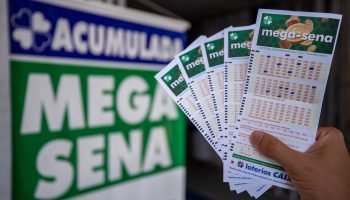 Foto: 1 de 1 Mega-Sena - Foto: BRENO ESAKI/METRÓPOLES @BrenoEsakiFoto