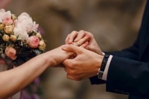 Maos-casamento-750x410