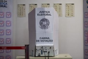 Teste-de-integridade-das-urnas-eletronicas-com-biometria-3
