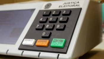 Testes-das-urnas-eletronicas-no-TSE-6