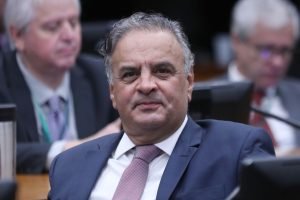 aecio-candidato-senado