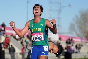 caio-bonfim-ouro-scaled-1
