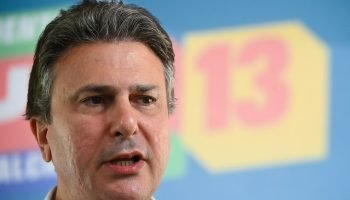 camilo-santana-concede-entrevista-coletiva-a-imprensa-apos-assumir-a-coordenacao-geral-da-campanha-de-reeleicao-do-presidente-luiz-inacio-lula-da-silva-no-segundo-turno-das-eleicoes