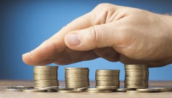 finances_arrangement_with_bunch_coins-36409089
