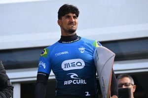 gabriel-medina-surfe