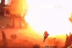 homem-escapa-por-pouco-de-ataque-de-drone-russo-proximo-a-kiev