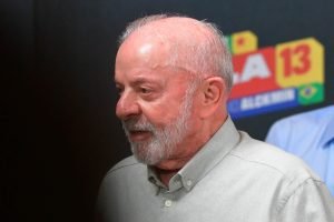 luiz-inacio-lula-da-silva-se-pronunciou-sobre-o-fim-da-escala-6x1-durante-agenda-no-qg-de-campanha-no-lago-sul-em-brasilia-metropoles-7-scaled-1
