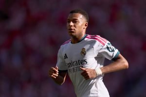 mbappe-real-madrid-futebol-bola-de-ouro-africa