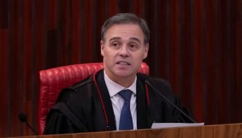 ministro-andre-mendonca-kn-durante-sessao-no-tribunal-superior-eleitoral-tse-metropoles-2-scaled-1