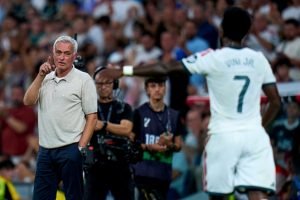 mourinho-vini-jr-real-madrid