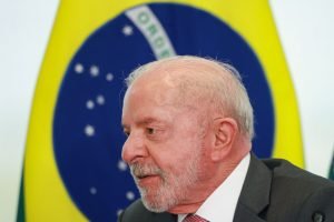 presidente-lula-participa-de-audiencia-sobre-bets-no-palacio-do-planalto-metropoles-6-scaled-1