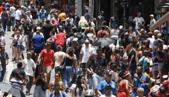 projecoes_indicam_mais_de_600_mil_empregos_formais_perdidos_com_fim_da_escala_6x1__aponta_o_clp_paulo_pintoagencia_brasil-36464763