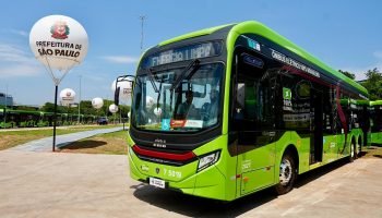 sao-paulo-atinge-marco-historico-de-2-mil-onibus-eletricos-na-frota-1