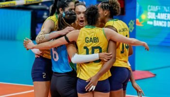 selecao-feminina-de-volei-scaled-1