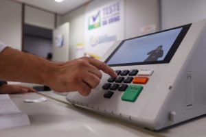 urnas-eletronicas-teste-de-seguranca